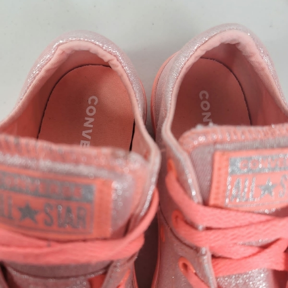 Converse All-Star girls sz 2 - Picture 7 of 8